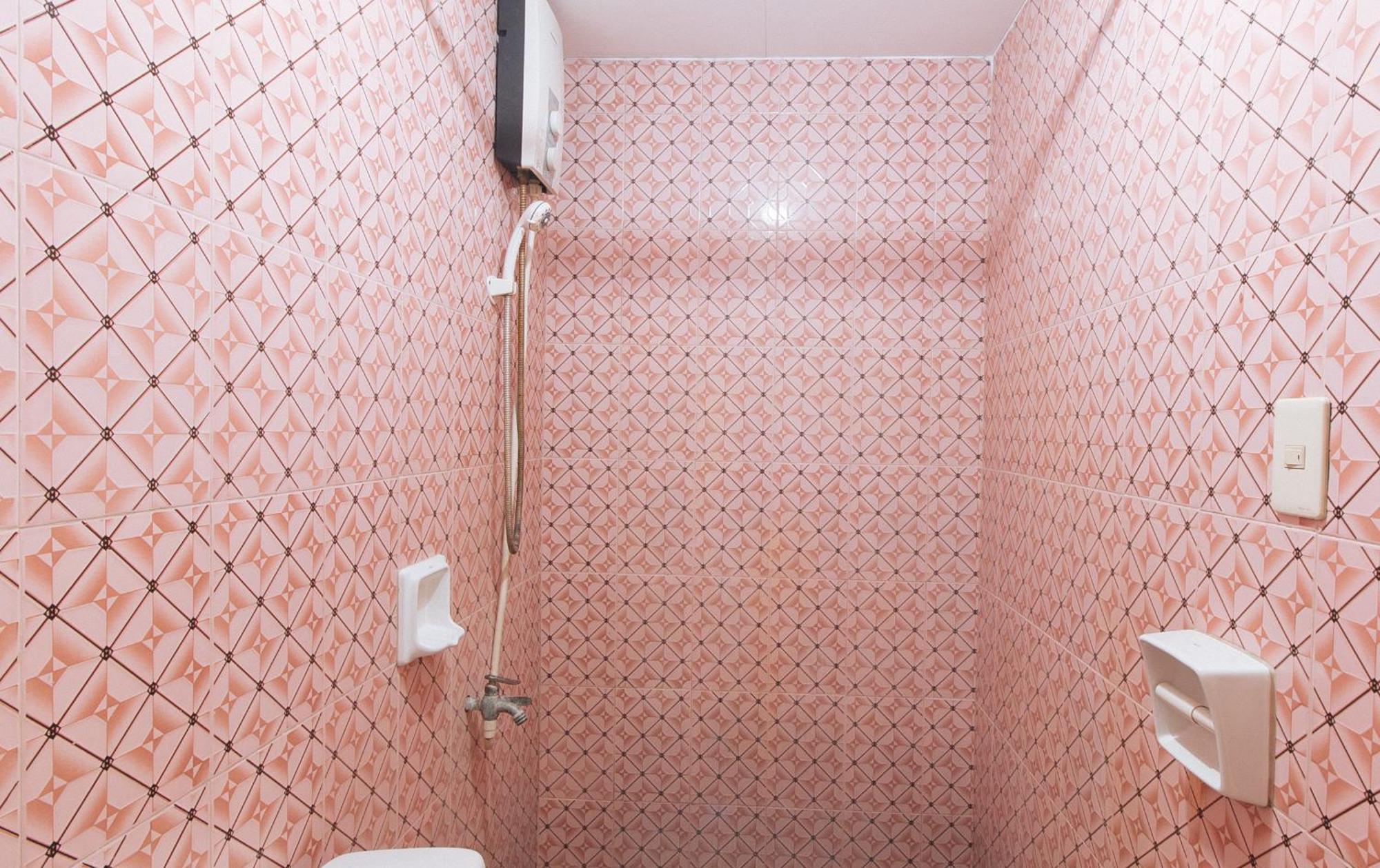 Reddoorz @ Golden Victory Hotel Mabalacat Pampanga Екстериор снимка